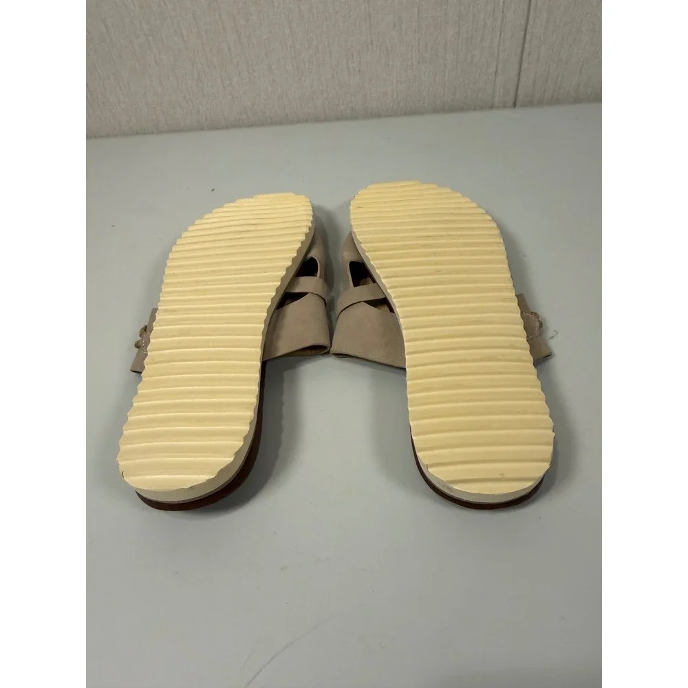 Neutral‎ Toe Loop Slide Sandals with Bucand Ripple Sole Taupe Brown size 9